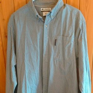 Columbia long sleeve shirt